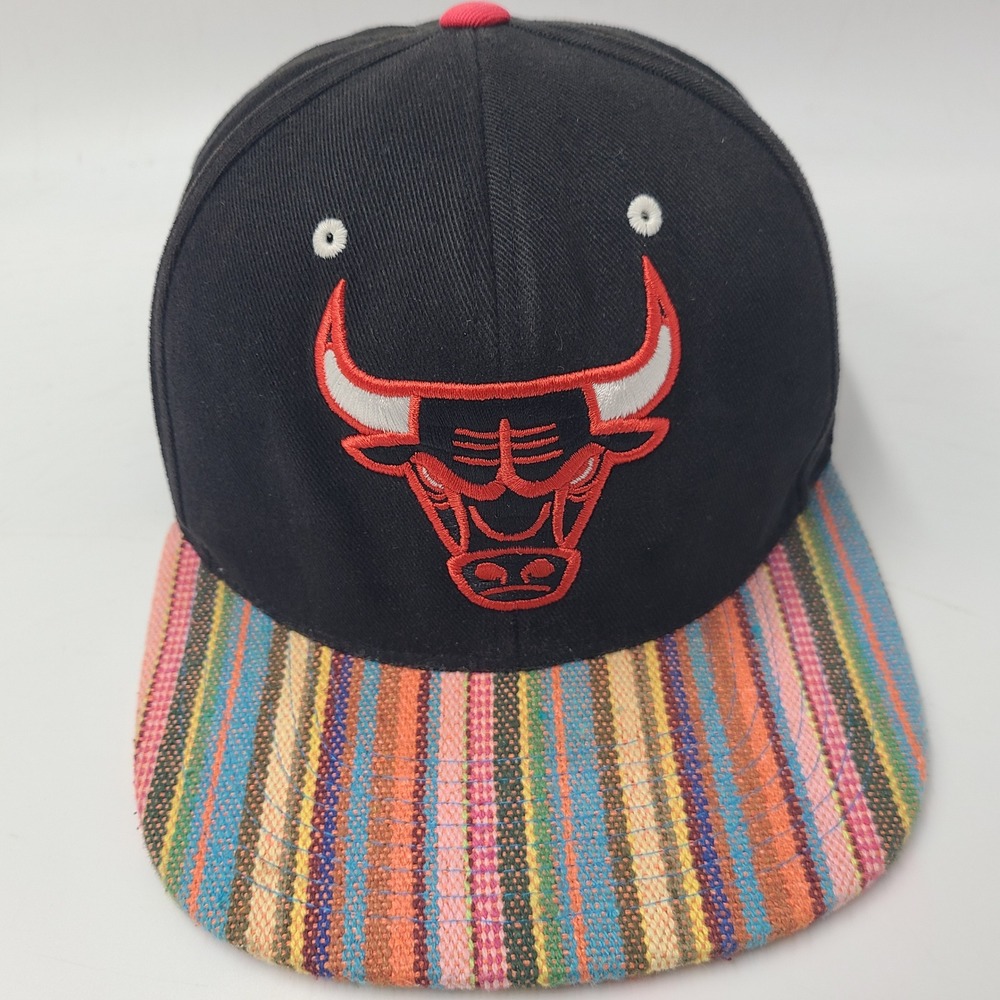 Chicago Bulls Hat Snapback Mitchell & Ness Black Multi NBA Hardwood Classics Men